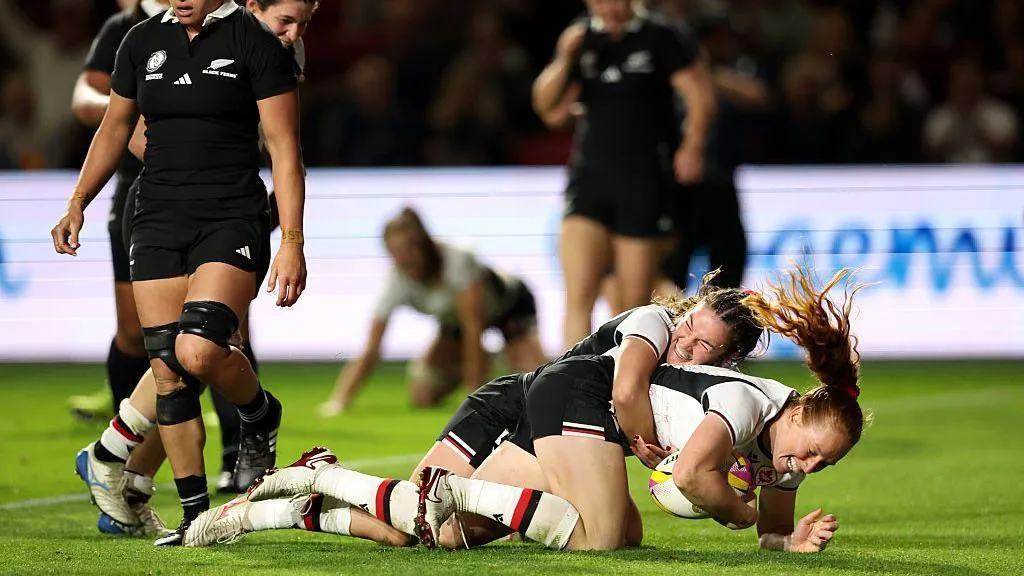 Incredible Maple Leaf side shock New Zealand to book ticket to championship match